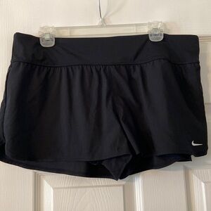 NIKE women’s shorts size XL brand new with tags color black